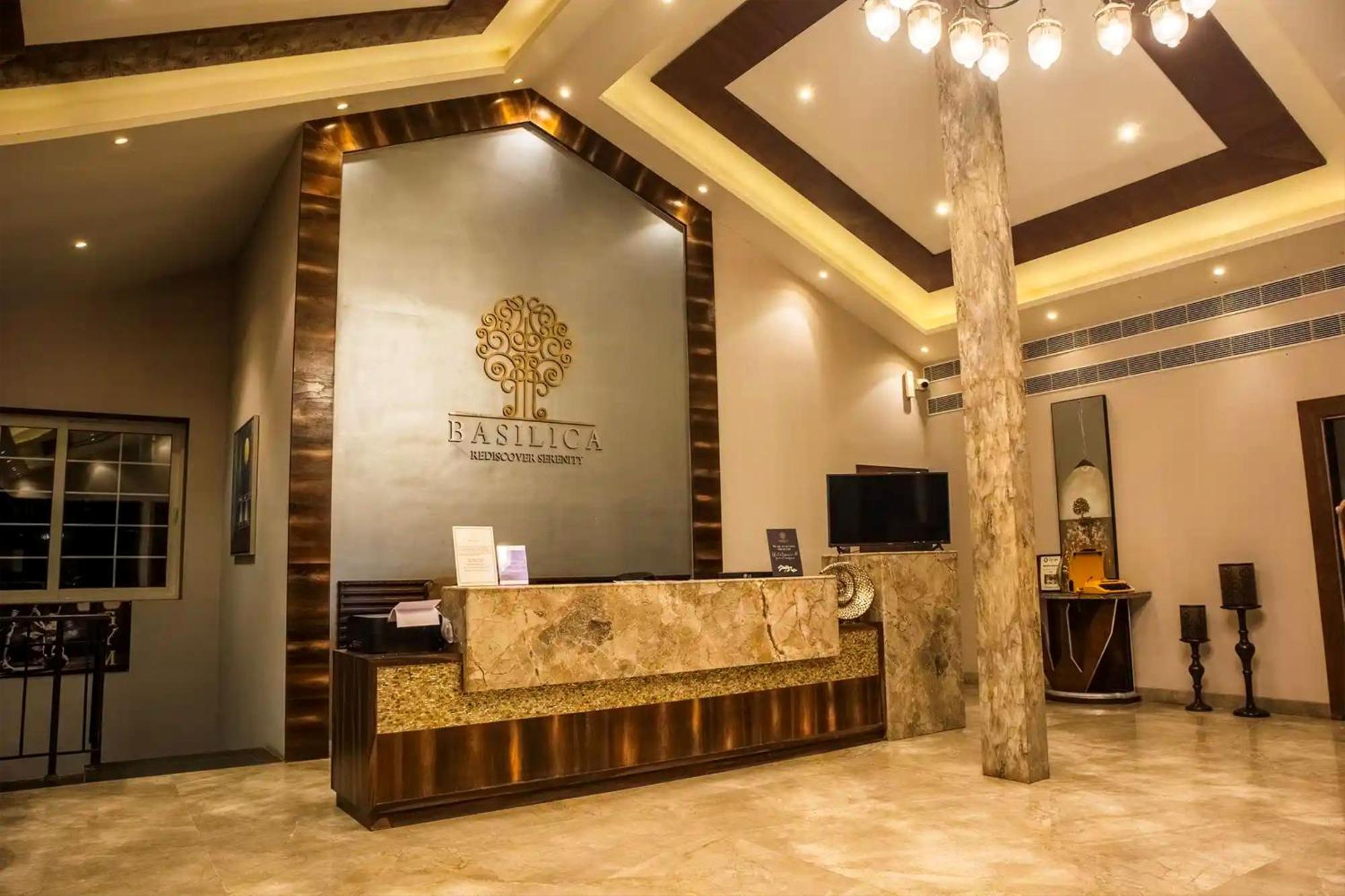 Basilica Resort - Where Luxury Redefines Mahābaleshwar Екстериор снимка