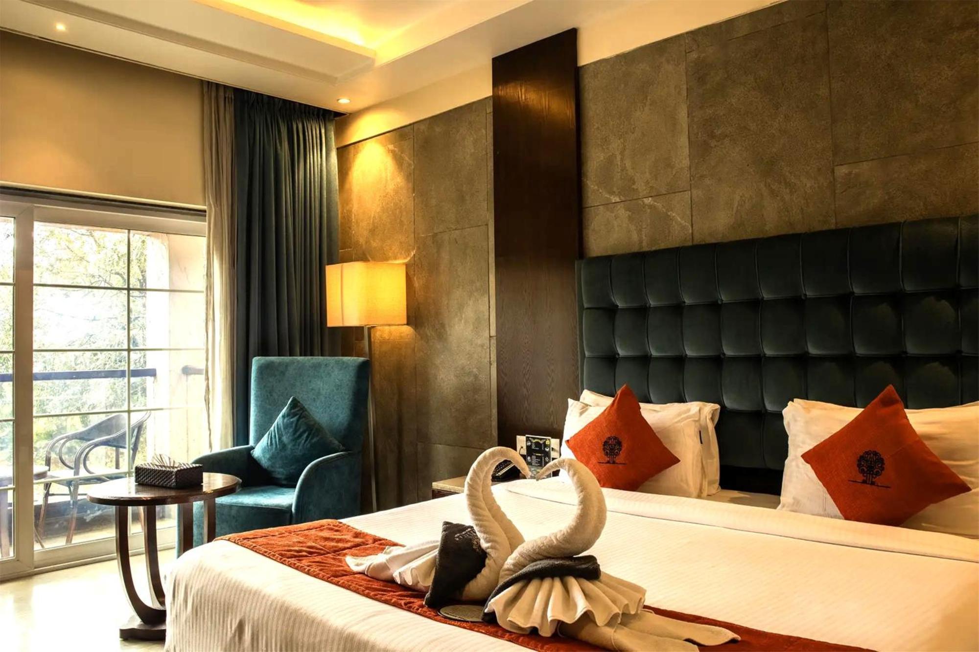 Basilica Resort - Where Luxury Redefines Mahābaleshwar Екстериор снимка